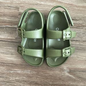 OshKosh B’gosh Sandals